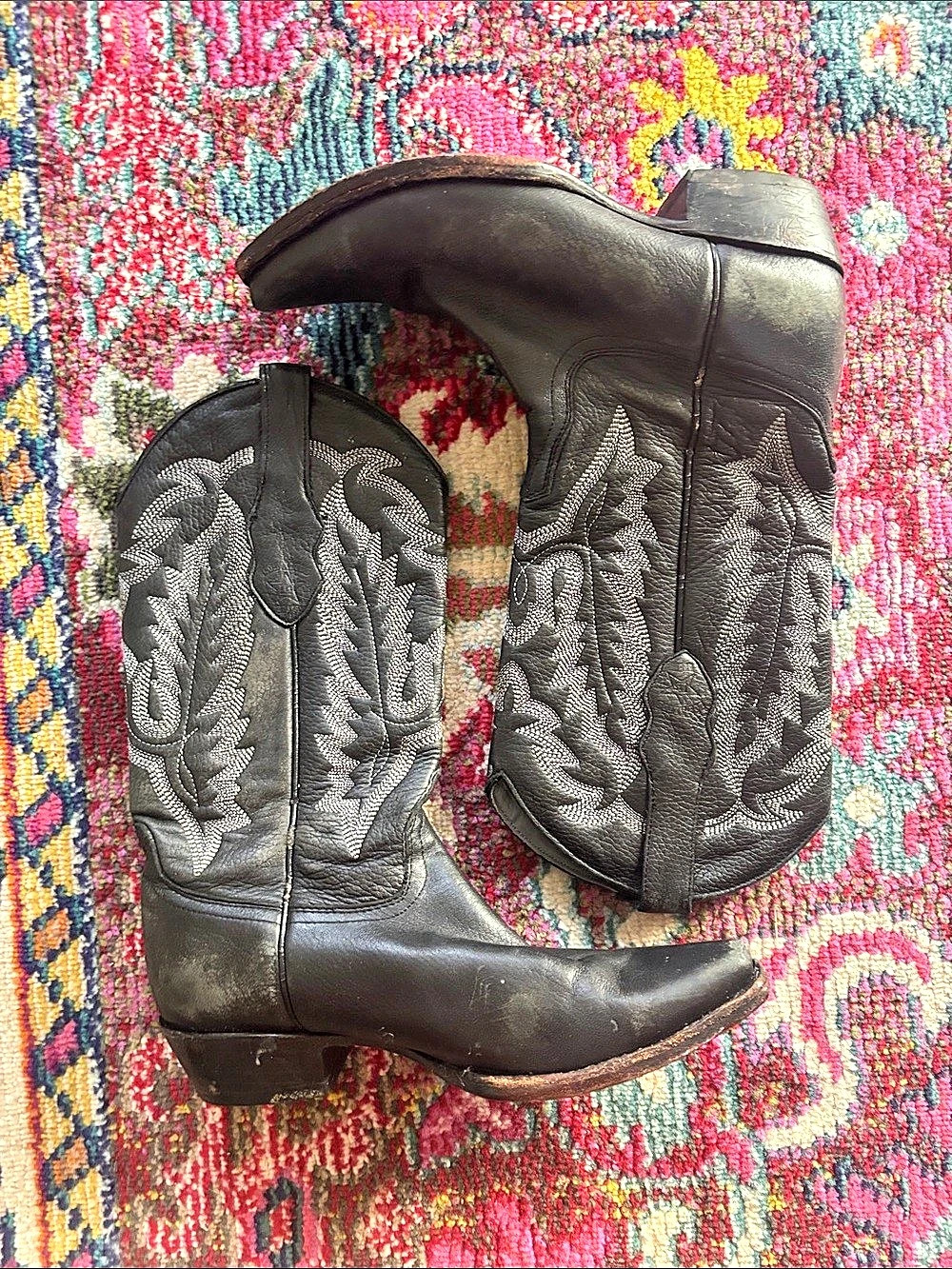 Los Altos Boots Black Embroidered Western Boots